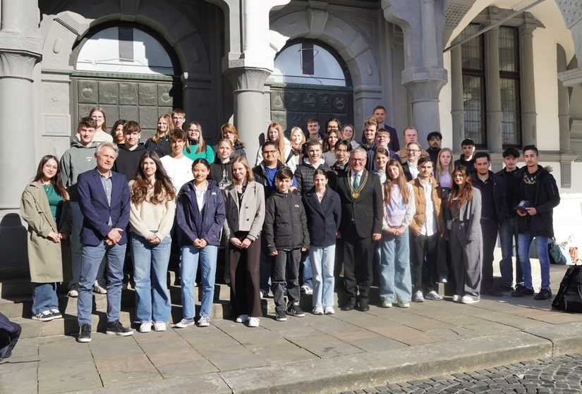 Schülervertretung mit Bürgermeister Michael Dreier