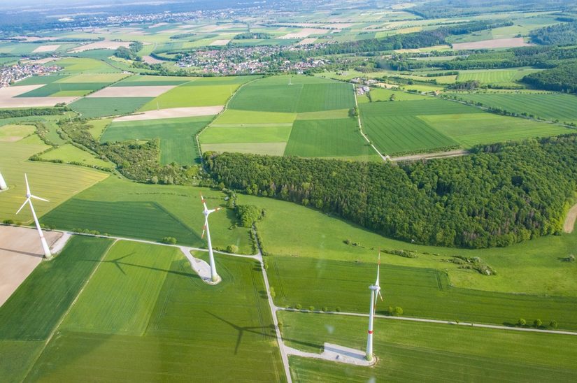 Das teilweise tief in die Hochfläche eingeschnittene Trockental "Gottegrund" weist sowohl seltene Magergrünlandflächen als auch einen Buchenwaldbestand im Osten des Naturschutzgebietes auf.