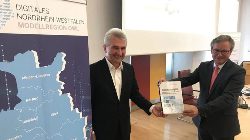 NRW-Wirtschaftsminister Andreas Pinkwart und Bürgermeister Michael Dreier.