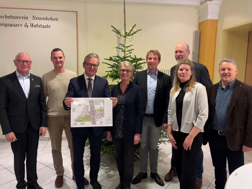 Freuten sich, dass die Brücke in Neuenbeken noch vor Weihnachten freigegeben werden konnte: stellvertretender Landrat Hans-Bernd Janzen, Ortsvorsteher Sascha Pöppe, Bürgermeister Michael Dreier, Technische Beigeordnete Claudia Warnecke, Projektleiter Alexander Schäfers, Amt für Umweltschutz und Grünflächen, Hubertus Schmidt, Stadtentwässerungsbetrieb Paderborn, Jessica Schütte, Leitung Amt für Umweltschutz und Grünflächen sowie Volker Karthaus, Geschäftsführer Wasserverband Obere Lippe (v.r.n.l.)