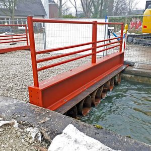 provisorische Brücke über die Dielenpader