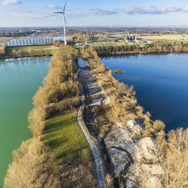 Ersatzaue der Jothe zwischen Nettelnbrecker See (rechts) und Großem Bentfelder See