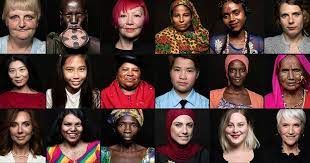 WOMAN FRAUENPORTRAITS