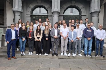 Neue Auszubildende und Studierende 2025