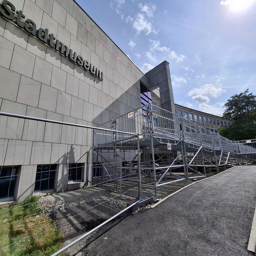 barrierfreier Eingang zum Stadtmuseum