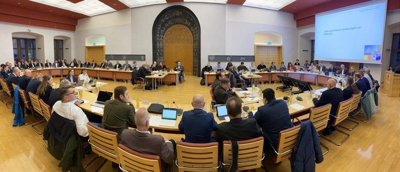 Ratssitzung im historischen Rathaus