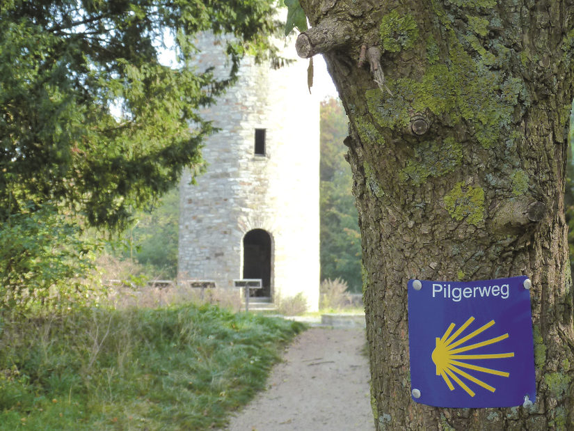 Lichtenturm südlich von Paderborn