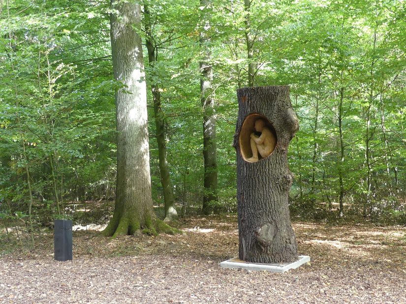 Skulptur "OT" von Edvardas Racevicius