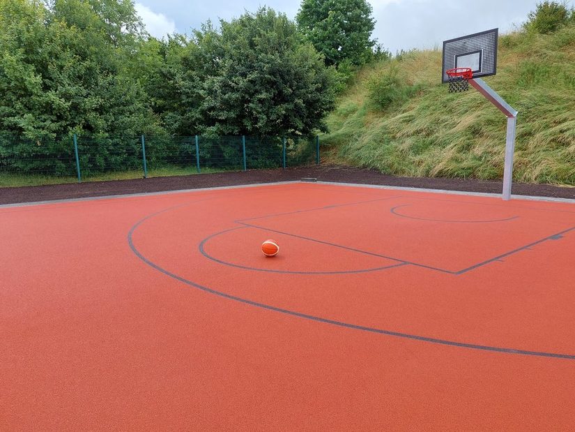 Basketballcourt Goldgrund