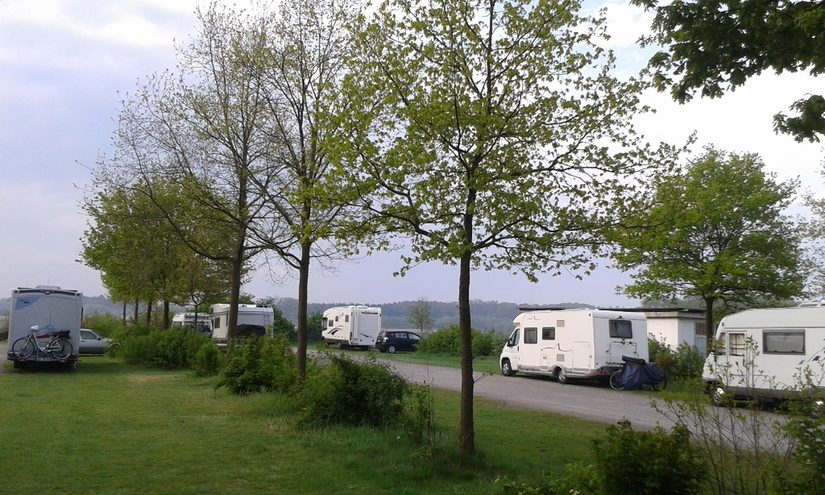 Wohnmobil-Stellplätze am Lippesee