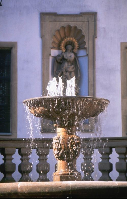 0194 Stadtportrait / Kump Franziskanerkirche